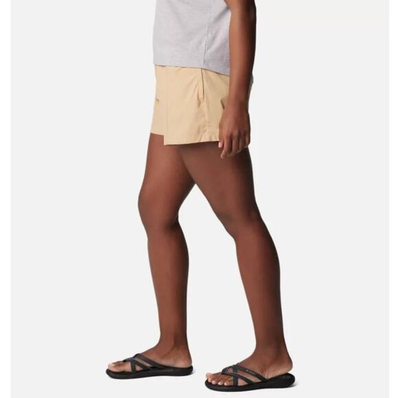 Columbia Women's Beige Boundless Trek Active Short Size XL - Picture 3 of 8